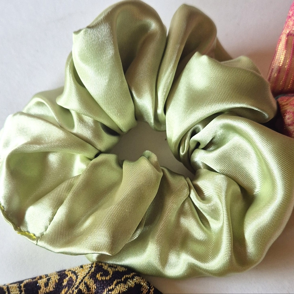 Spring Summer 6pc Scrunchie Set - Picture 7 of 7